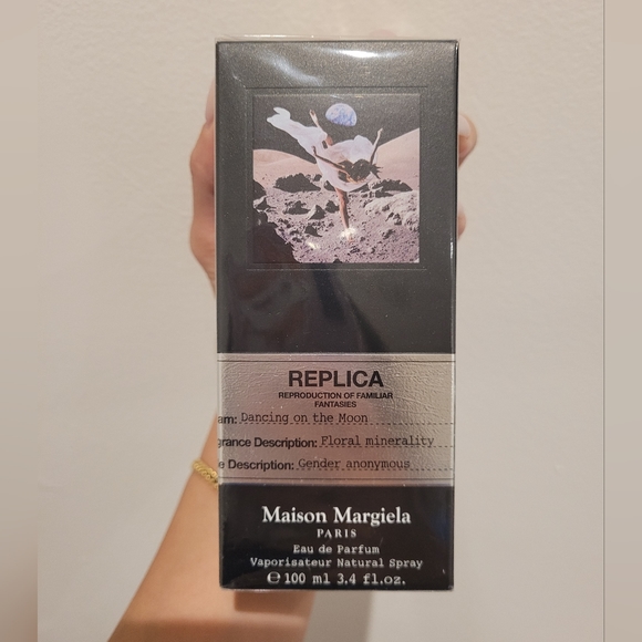 Maison Margiela Replica - Dancing on the Moon - Picture 2 of 4